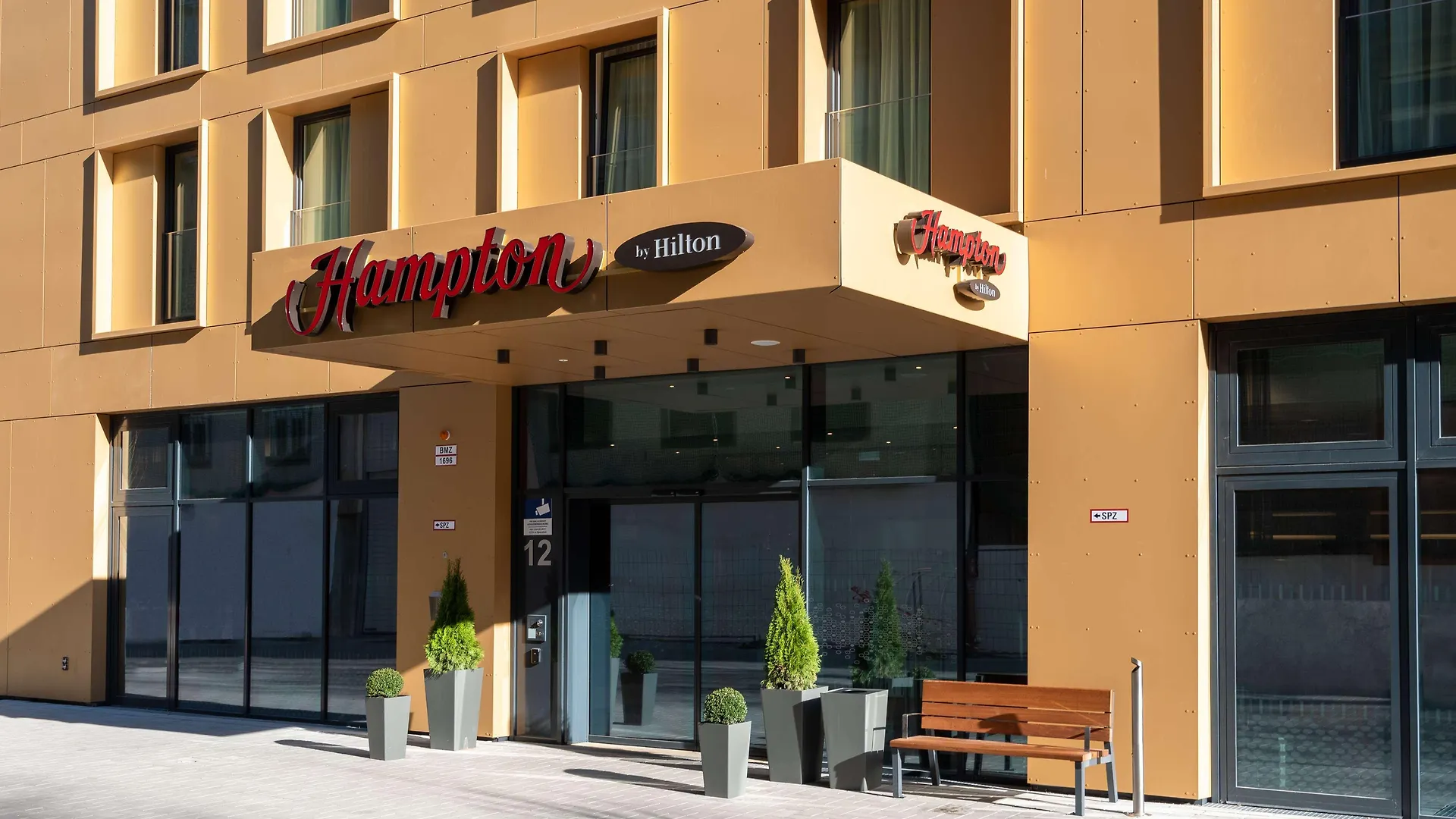 *** Hotel Hampton By Hilton Duesseldorf City Centre Niemcy